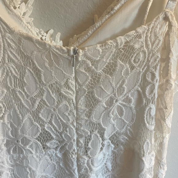 White Bodycon dress for bachelorette - Picture 4 of 6